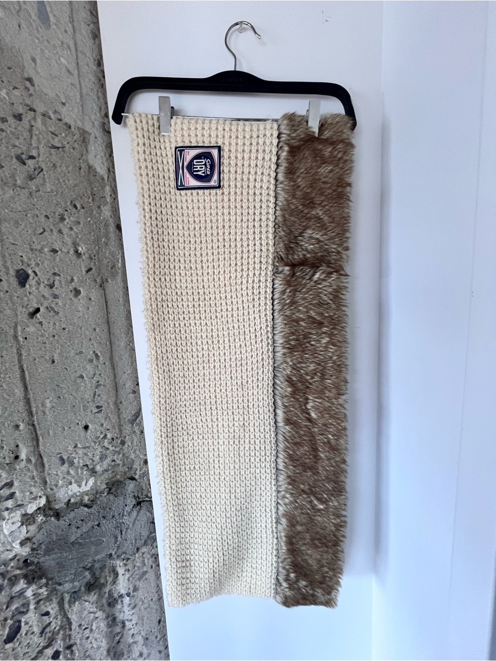 Dual Scarf Knitted & Fur Superdry - Warm & Cozy